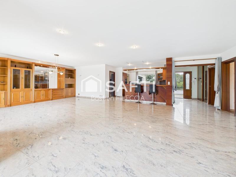 Villa - 173 m² - 4 pièces