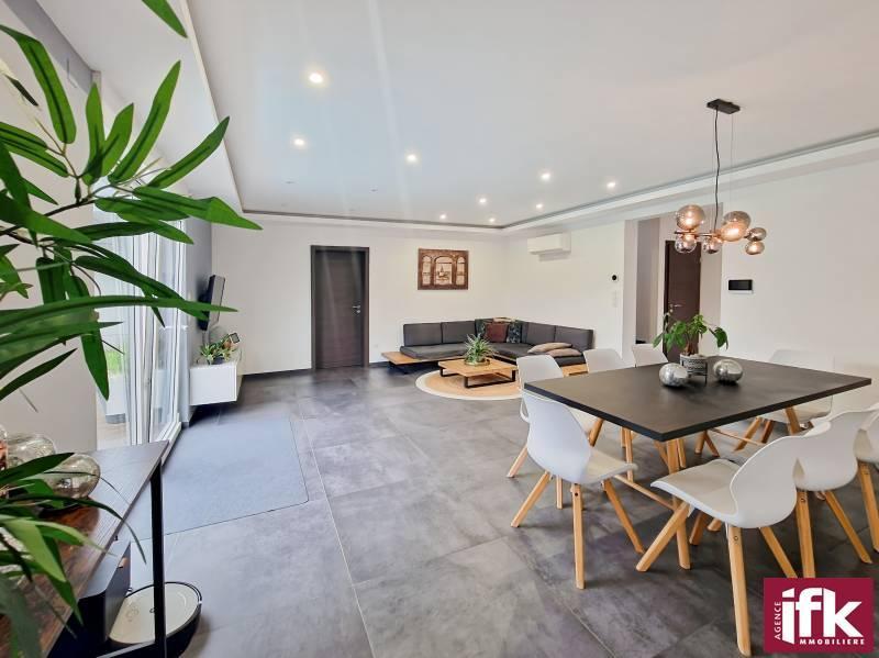 Maison - 143 m² - 6 pièces