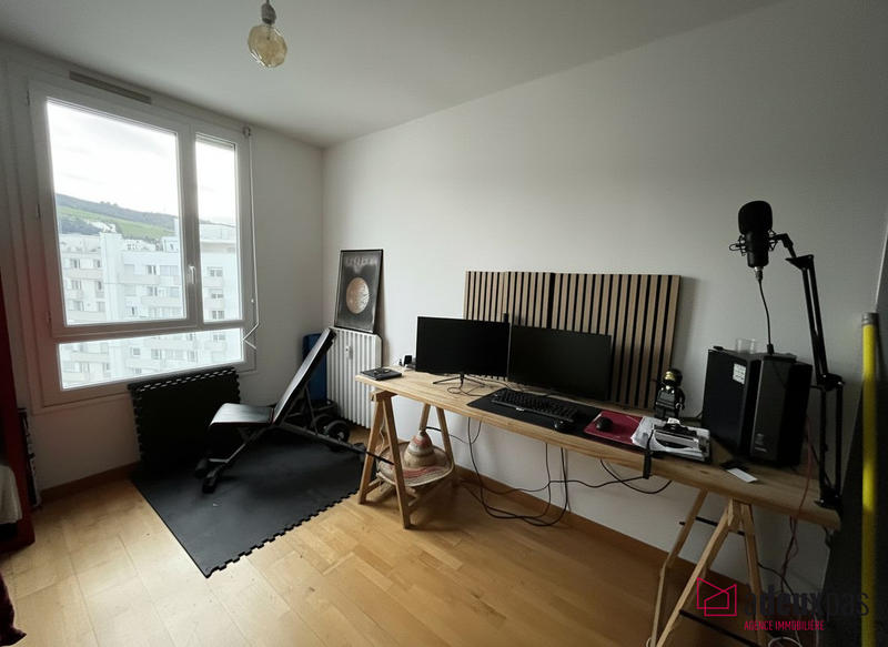 Appartement - 121 m² - 6 pièces