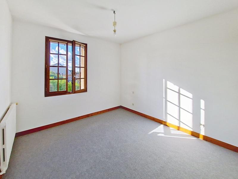 Maison - 92 m² - 4 pièces