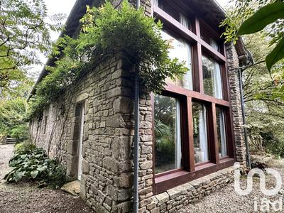 Maison - 168 m² - 7 pièces