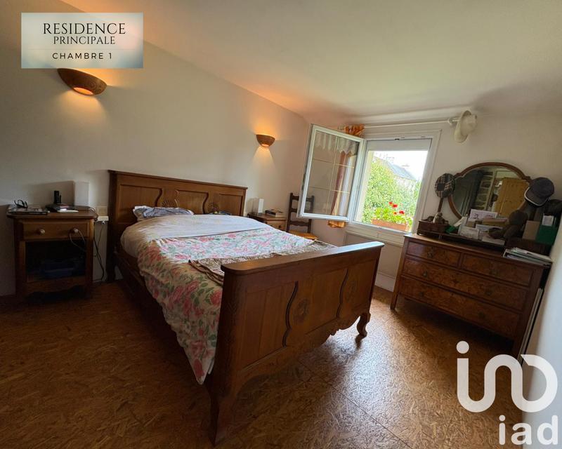 Maison - 218 m² - 10 pièces