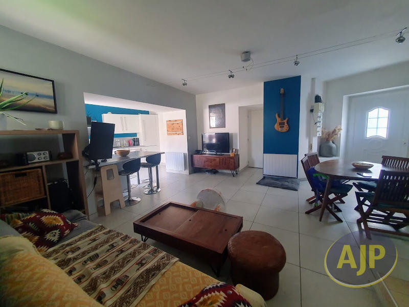 Maison - 85 m² - 4 pièces