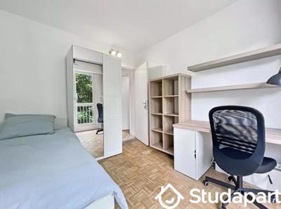 Chambre - 9 m² - 1 pièce