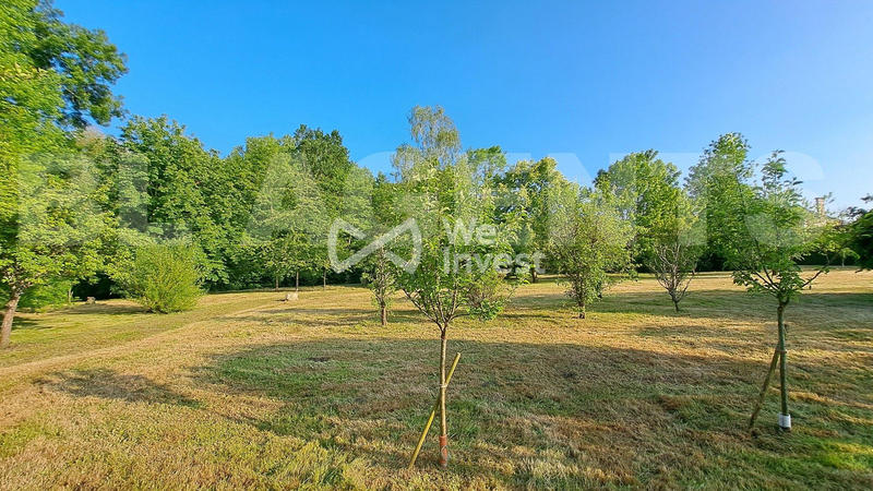 Maison - 234 m² - 8 pièces