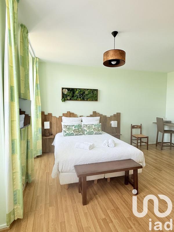 Maison - 605 m² - 19 pièces