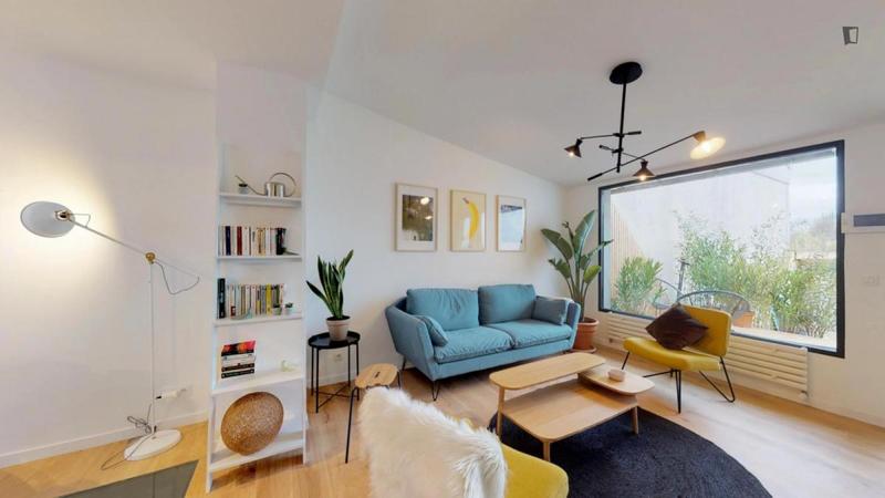 Chambre - 16 m² - 7 pièces