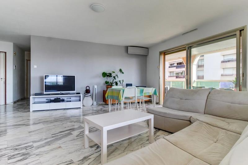 Appartement - 80 m² - 3 pièces