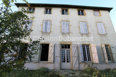 Maison - 300 m² - 14 pièces