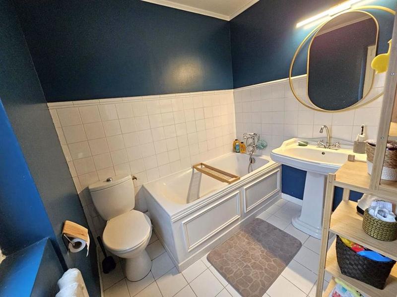 Demeure - 130 m² - 6 pièces