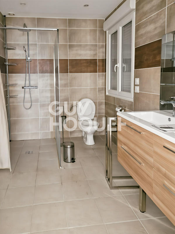 Maison - 104 m² - 5 pièces