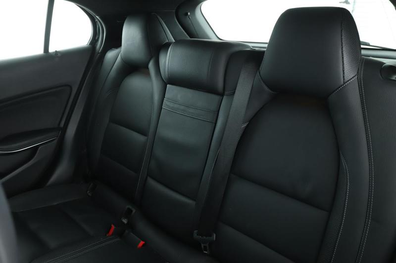 Mercedes Gla 200 d Fascination 7g-Dct 136 ch