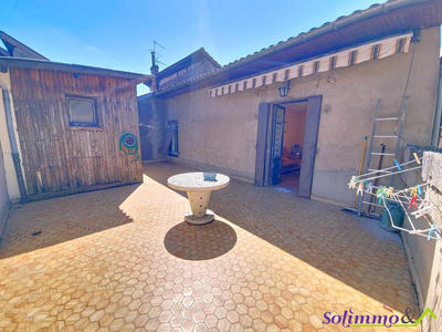 Maison - 82 m² - 6 pièces