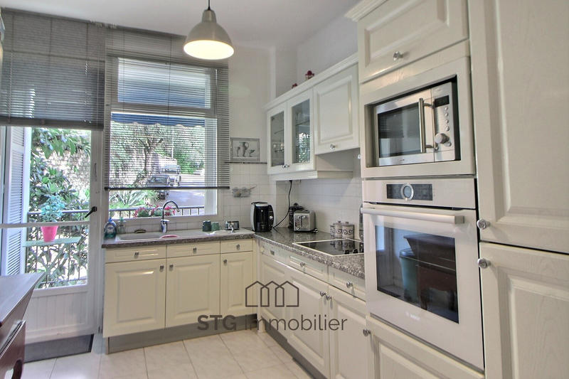 Appartement - 107 m² - 4 pièces