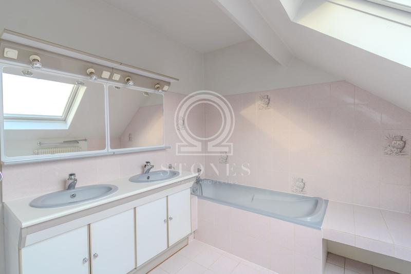 Maison ancienne - 161 m² - 6 pièces