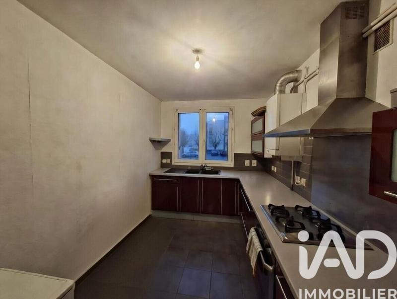 Appartement - 85 m² - 5 pièces