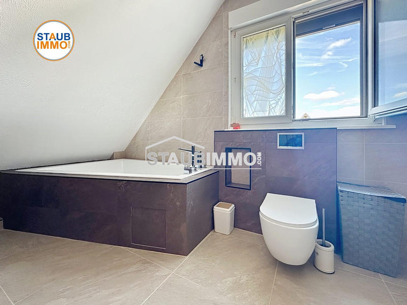 Maison - 123 m² - 4 pièces