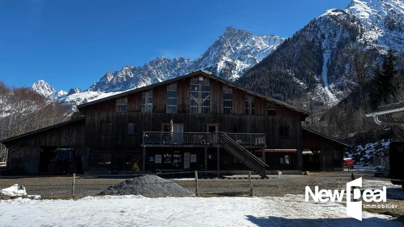 Maison de domaine équestre - 250 m² - 10 pièces