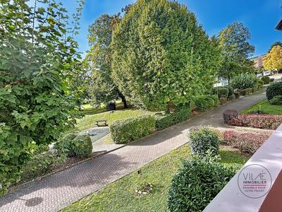 Appartement - 90 m² - 4 pièces