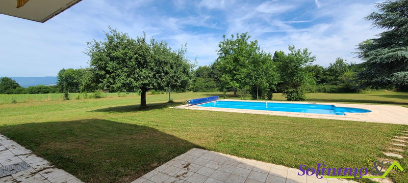 Villa - 212 m² - 5 pièces