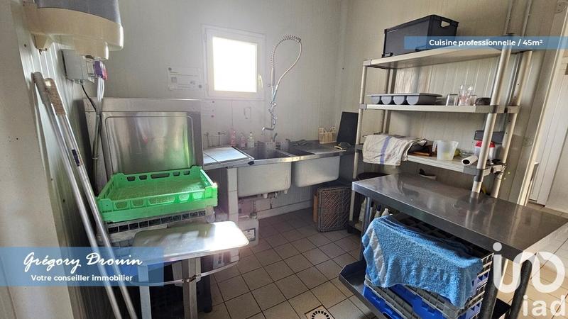 Maison - 318 m² - 10 pièces