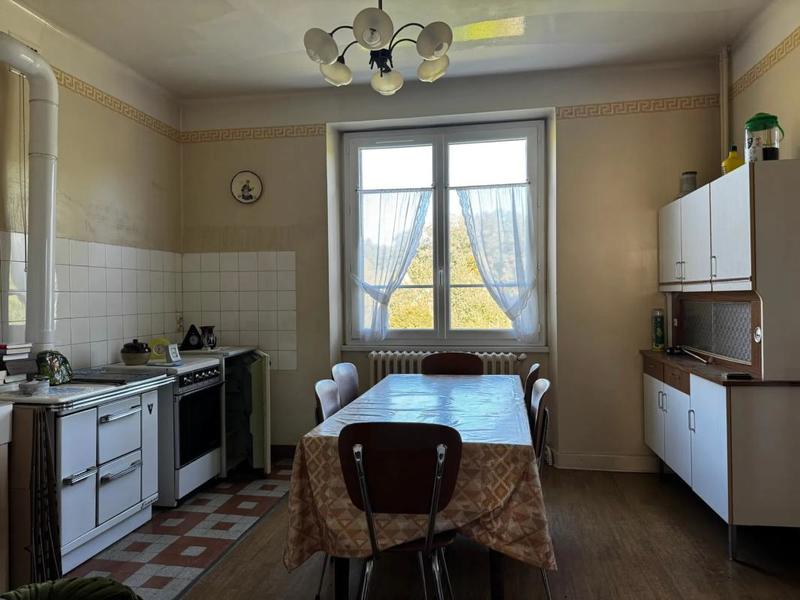 Maison - 160 m² - 8 pièces