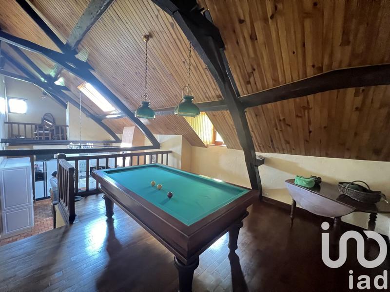 Maison - 275 m² - 10 pièces