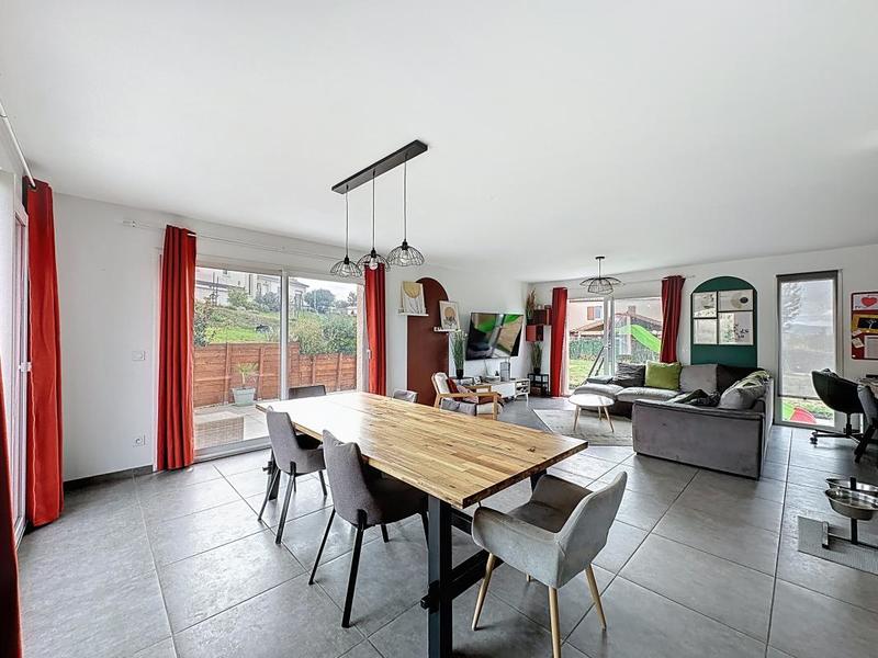 Maison - 170 m² - 7 pièces