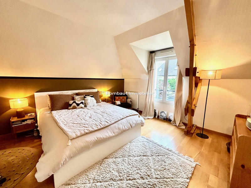 Maison - 183 m² - 7 pièces
