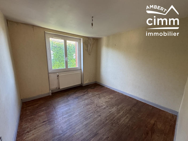 Maison - 180 m² - 12 pièces