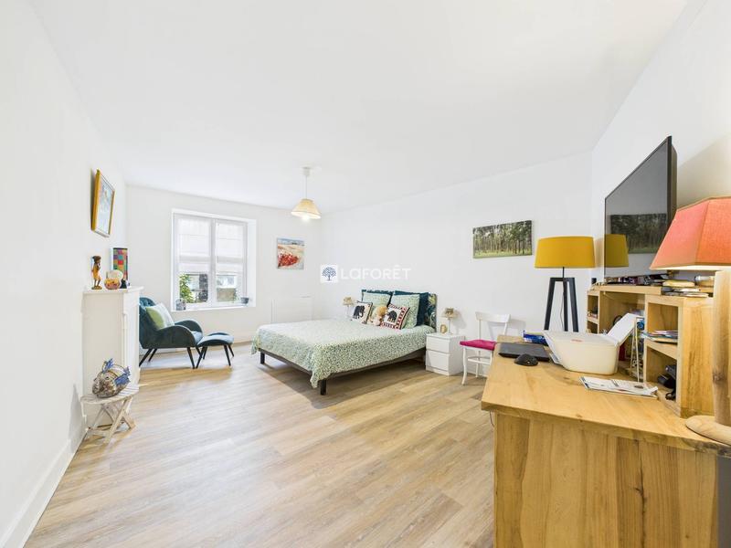 Appartement - 128 m² - 5 pièces