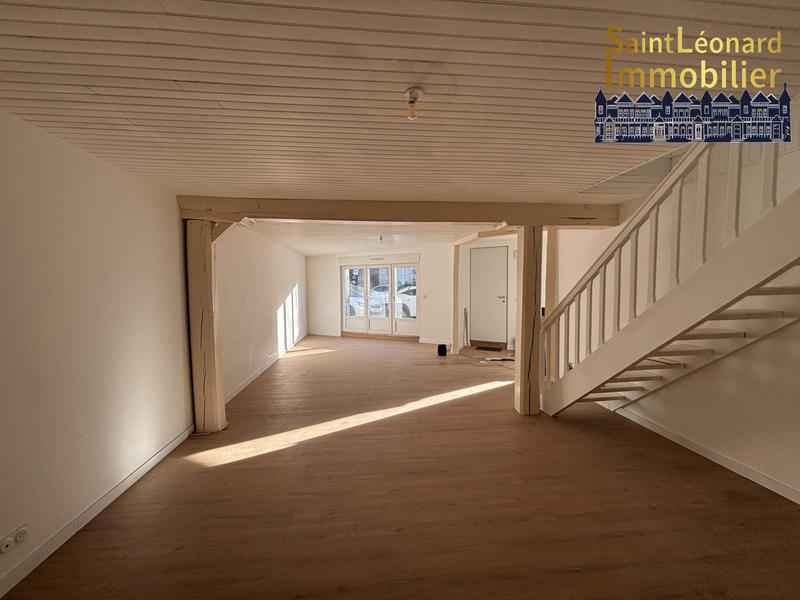 Maison traditionnelle - 136 m² - 5 pièces