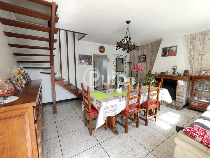 Maison - 95 m² - 4 pièces