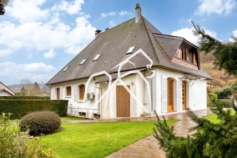 Maison ancienne - 246 m² - 9 pièces