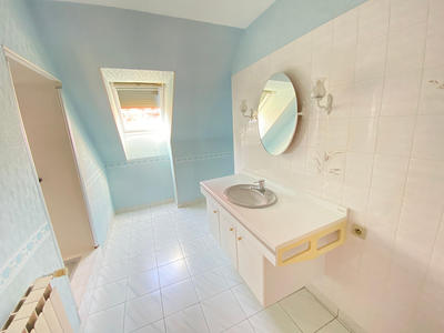 Maison - 262 m² - 10 pièces