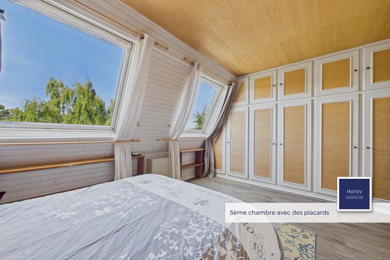 Maison - 138 m² - 6 pièces