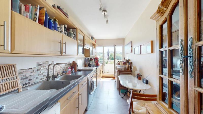 Appartement - 85 m² - 4 pièces