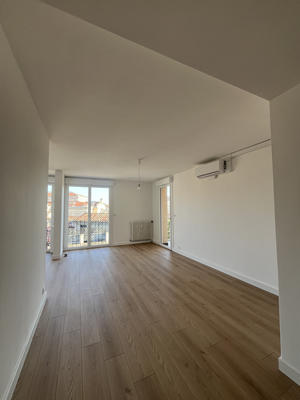 Appartement - 86 m² - 4 pièces