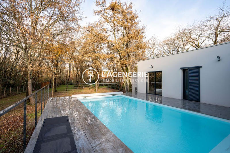 Maison contemporaine - 200 m² - 6 pièces