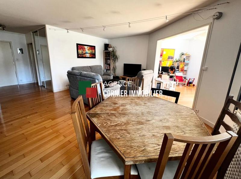 Appartement - 102 m² - 5 pièces