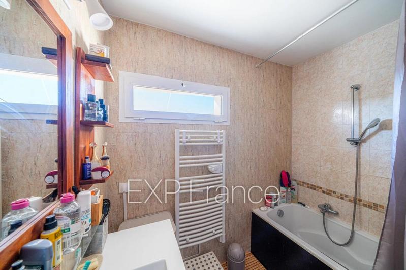 Appartement - 95 m² - 4 pièces