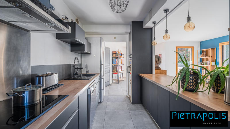 Appartement - 118 m² - 5 pièces