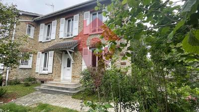 Maison - 360 m² - 10 pièces