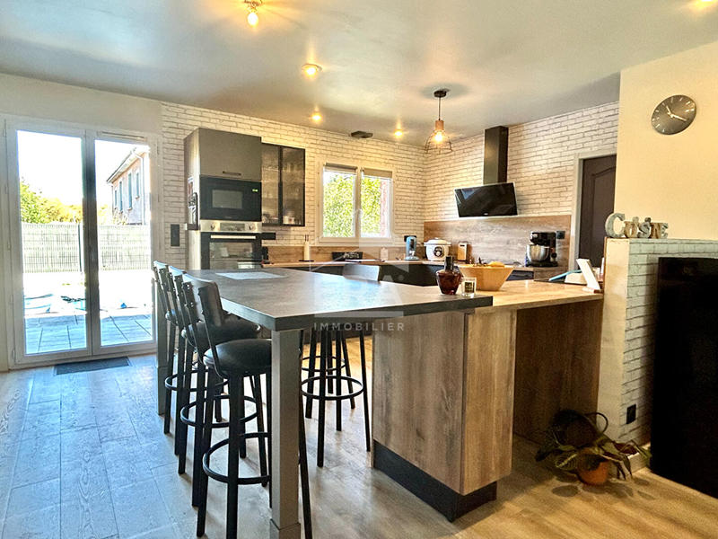 Villa - 143 m² - 7 pièces