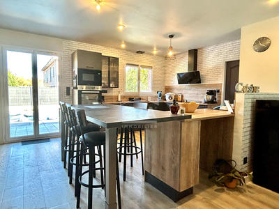 Villa - 143 m² - 7 pièces