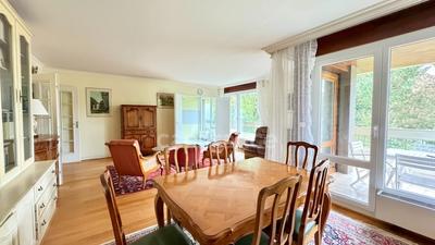 Appartement - 90 m² - 4 pièces