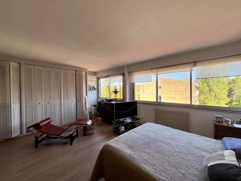 Appartement - 190 m² - 7 pièces