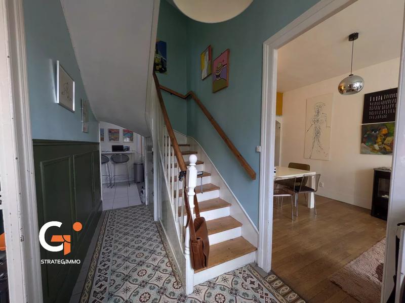 Maison - 100 m² - 6 pièces