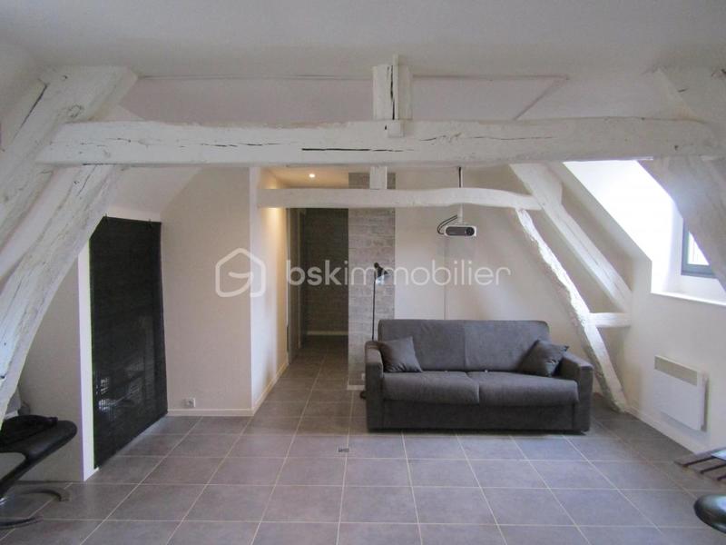 Maison traditionnelle - 85 m² - 3 pièces