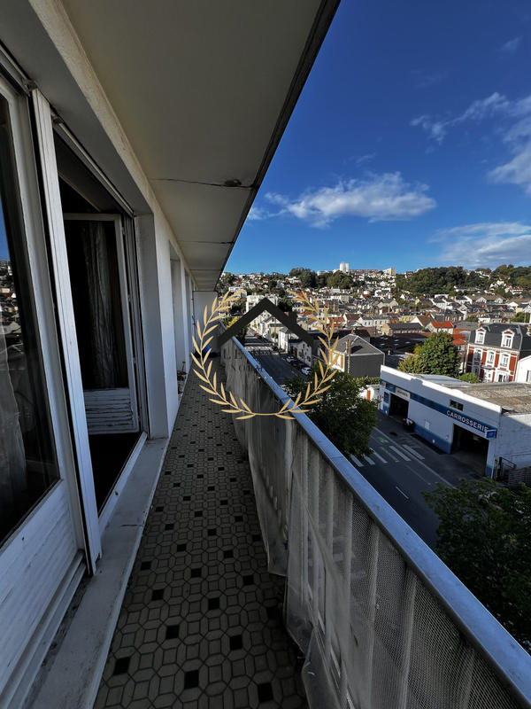 Appartement - 105 m² - 5 pièces